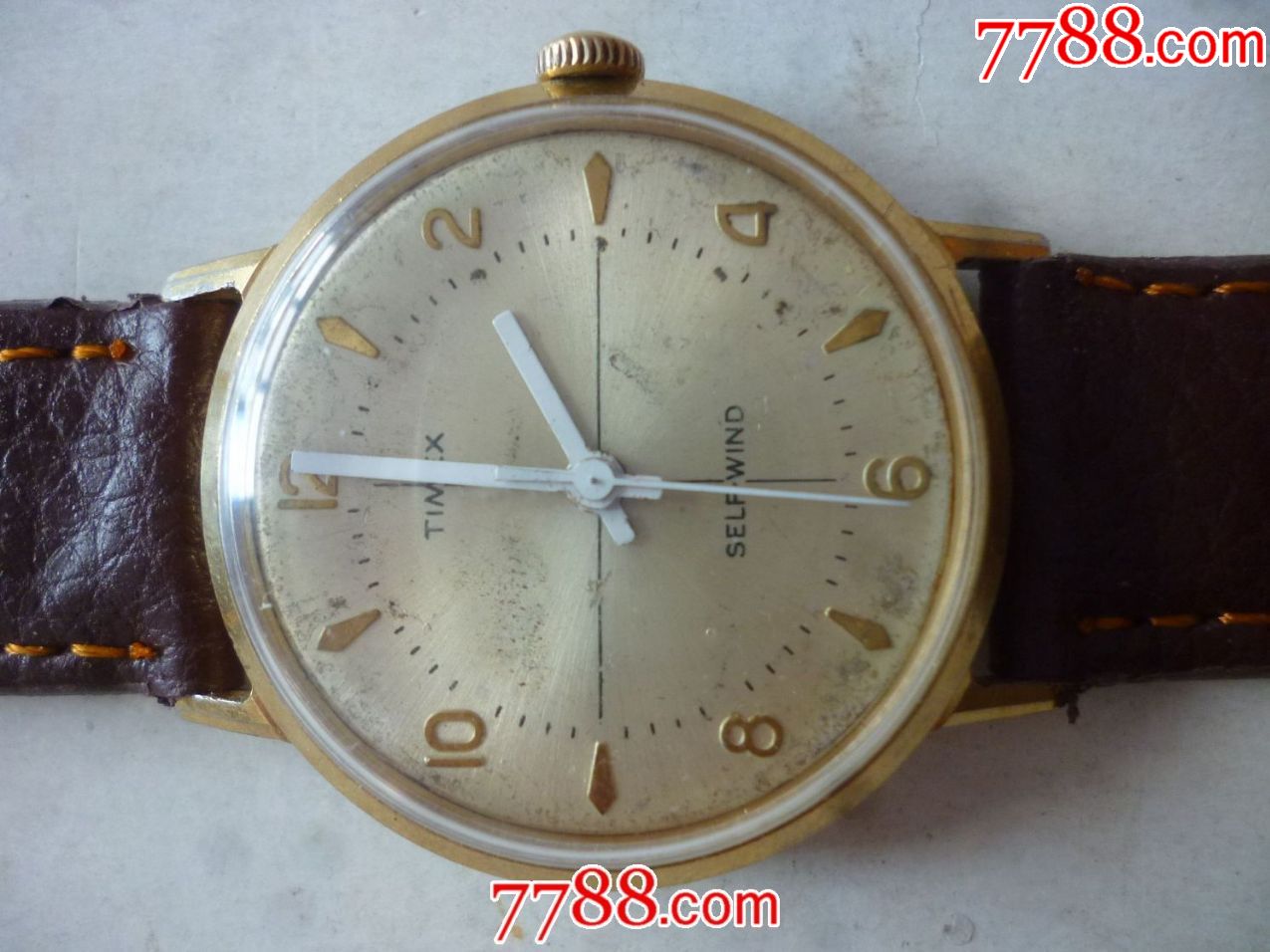 60年代美国制造白盘包金日历【天美时】男士古董老表一块!【一】