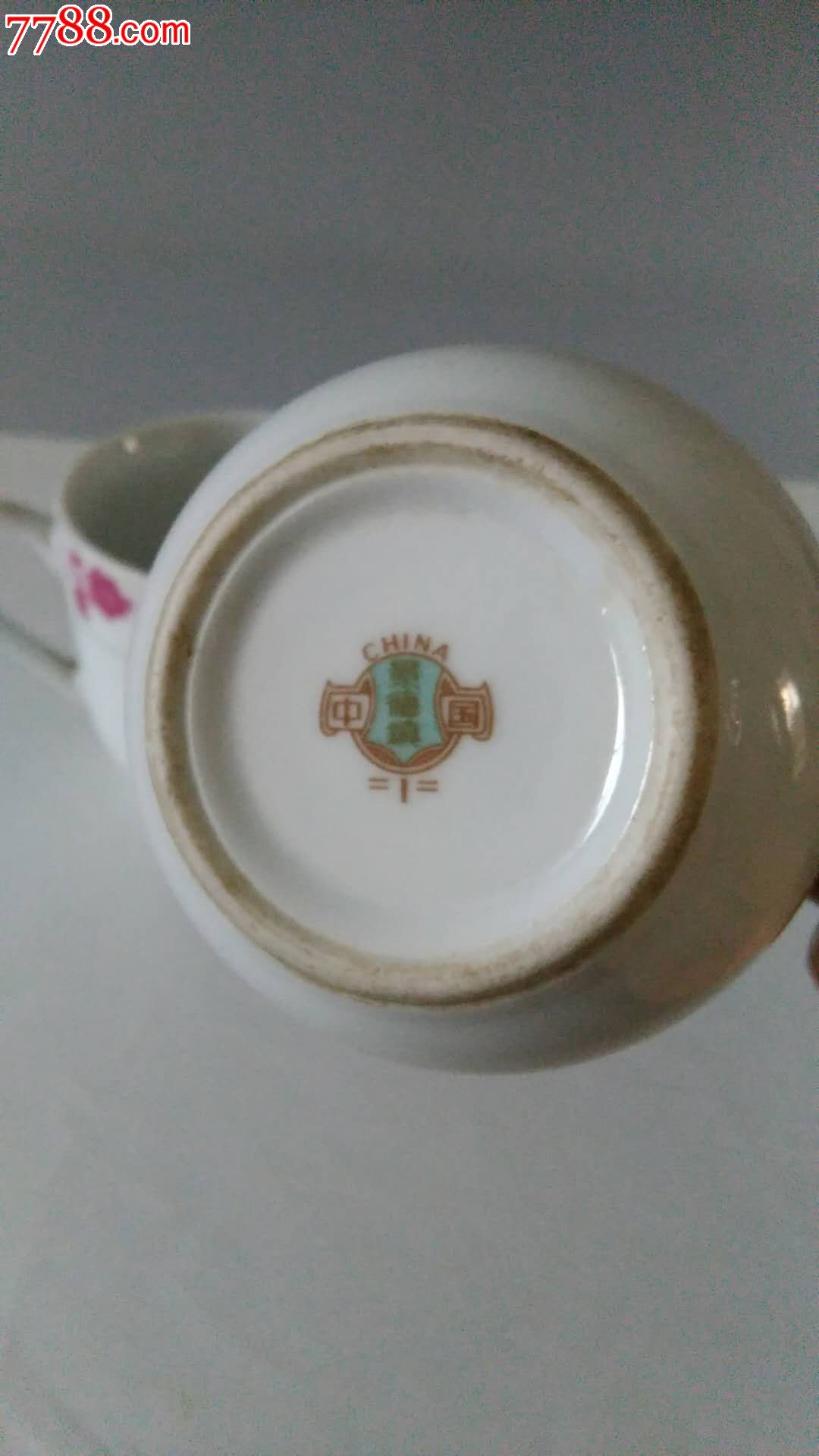 六十年代景德镇灯笼款小茶杯一对