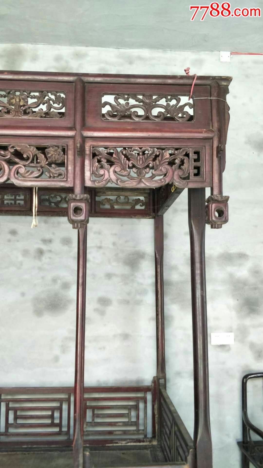 清中期软屉,顶子床,品相如图皮克老辣,保存下来不容易