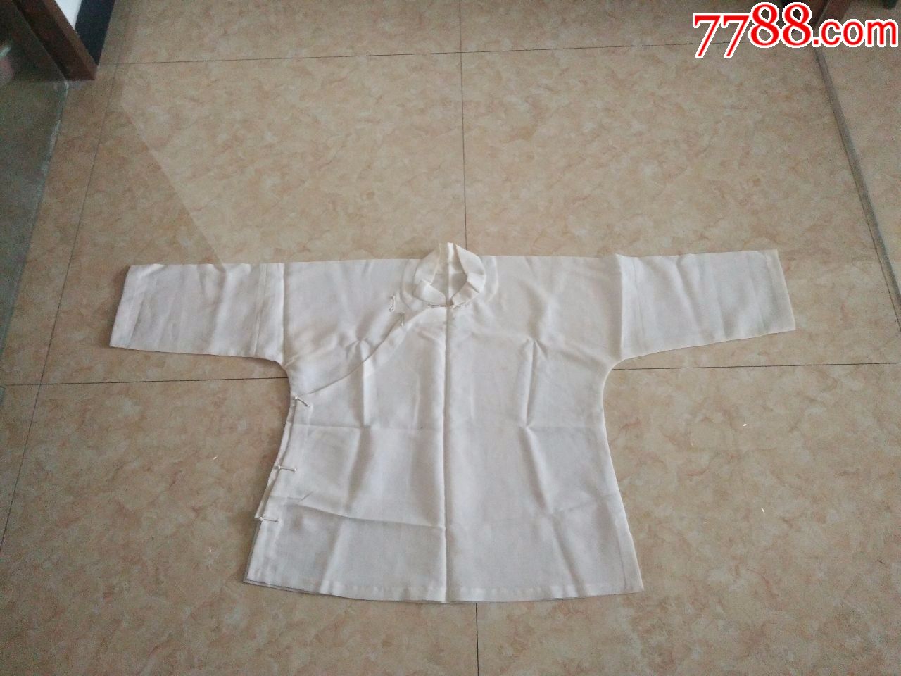 民国搭襟女上衣