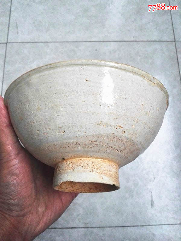 宋代影青高足碗