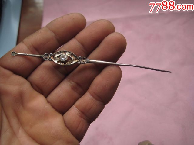 古代有钱人家讲究用的银掏耳勺