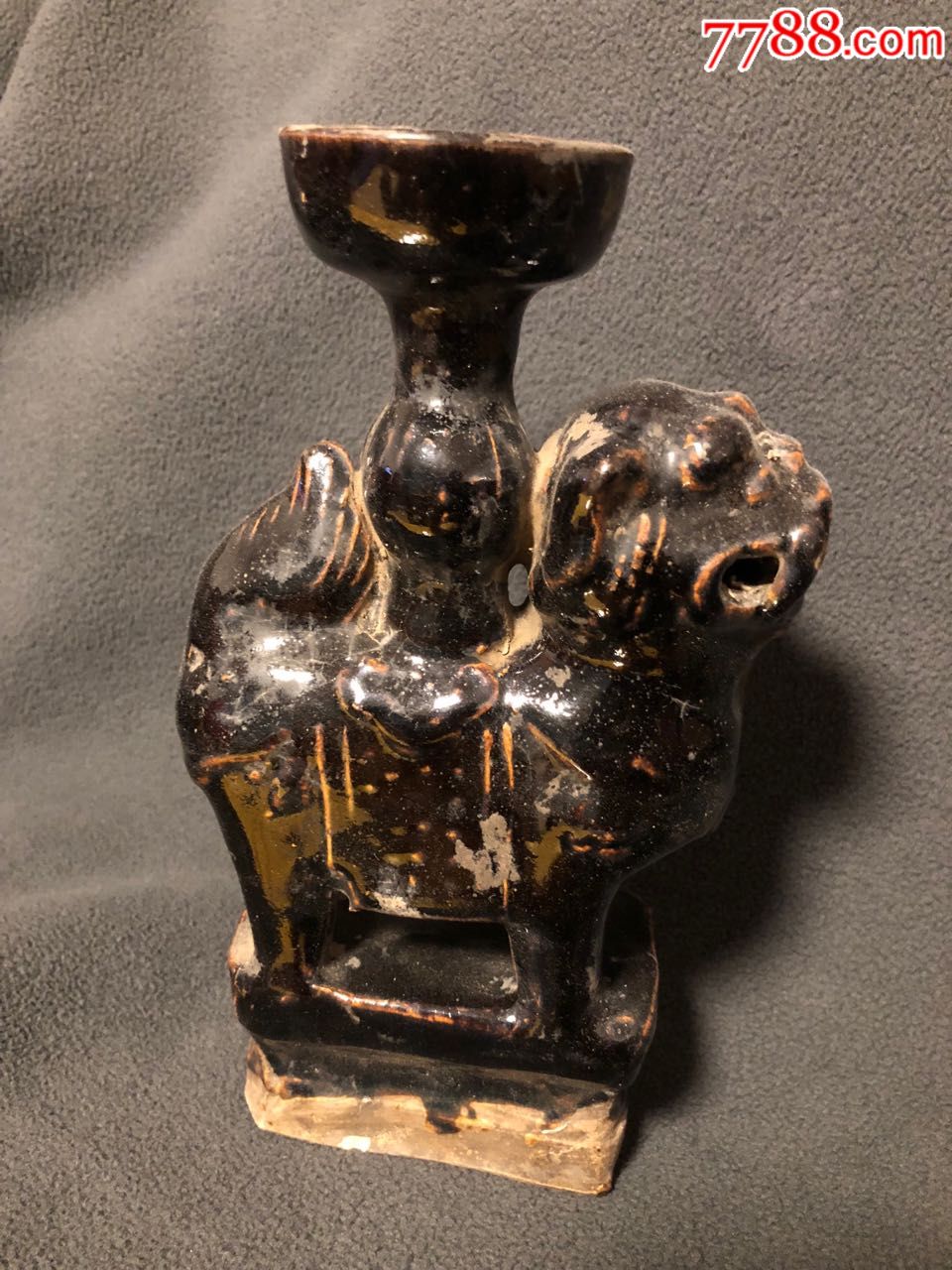 清代黑釉狮子灯