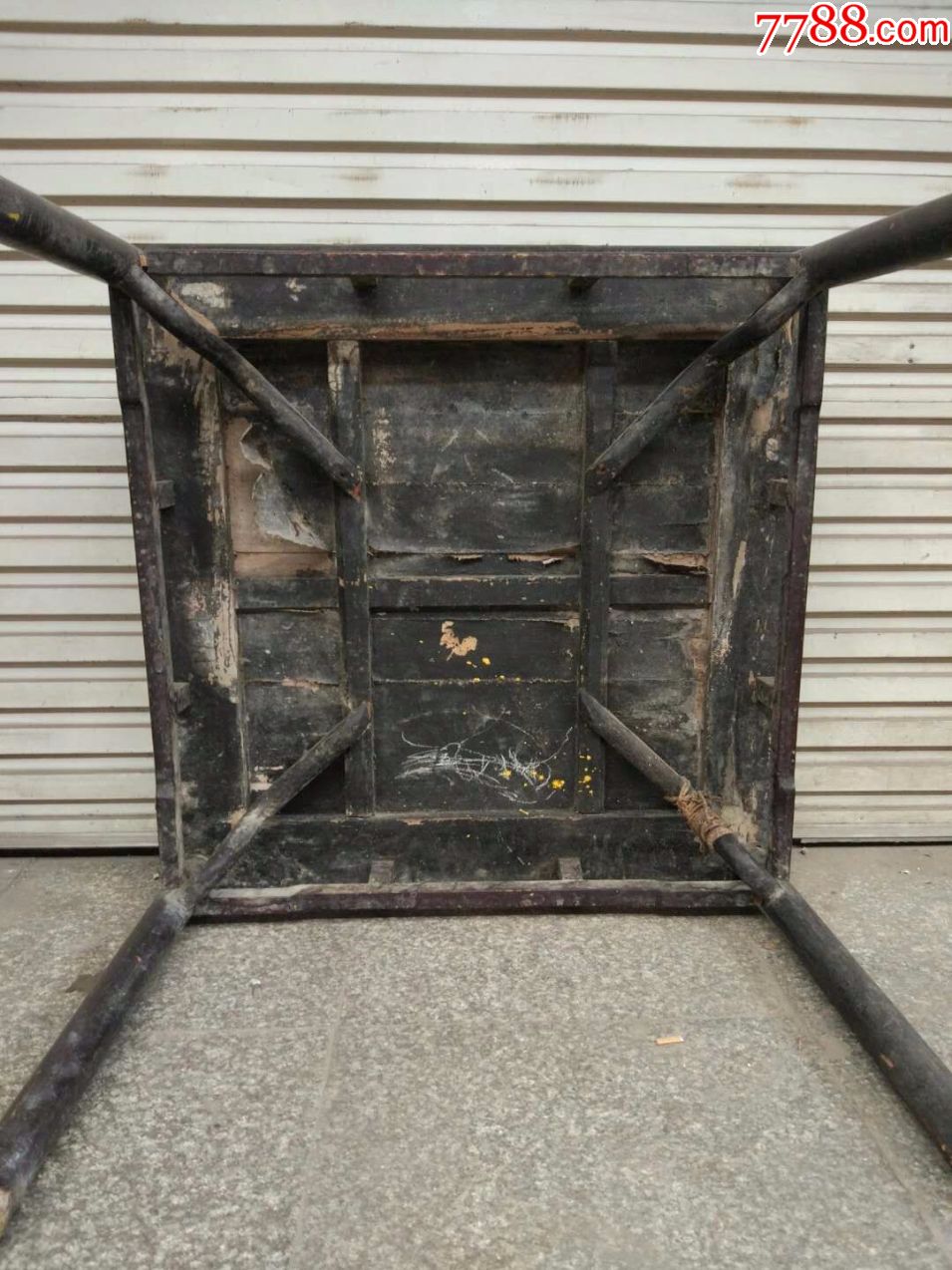 明代圆包圆下批麻灰霸王帐八仙桌(774)