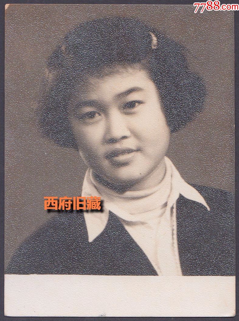 1958年,两张年轻女子的肖像照合售-se57950277-老照片-零售-7788收藏