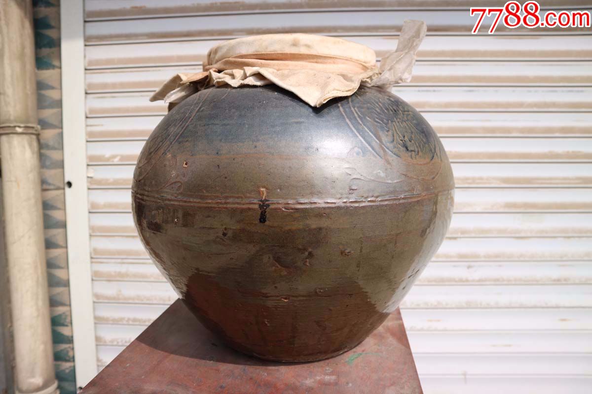 老酒坛子内有小半坛子酒此商品不发货济南地区客户自提外地客户自提也