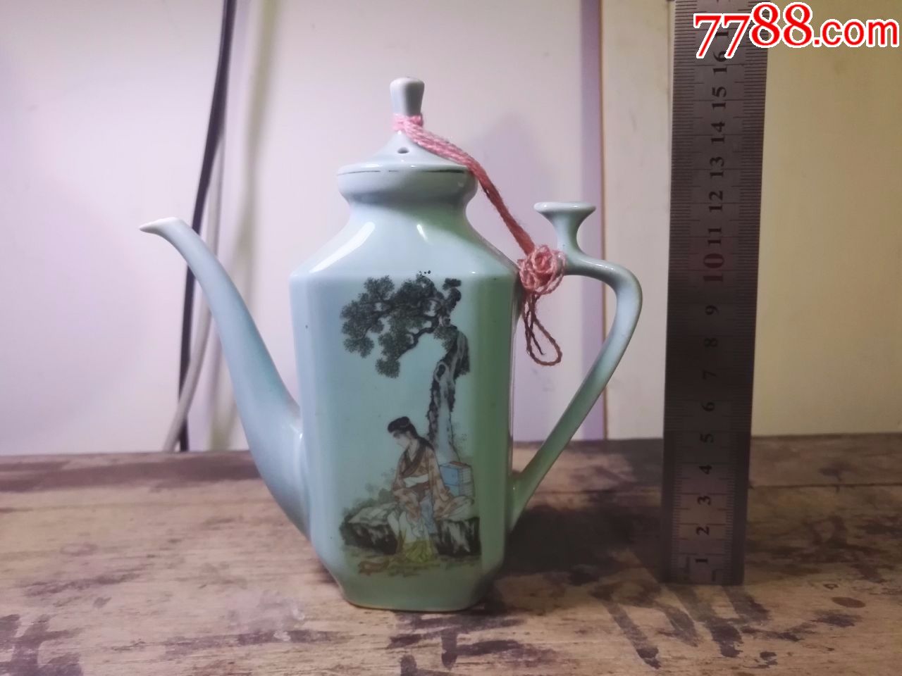 80年代精美瓷器酒壺