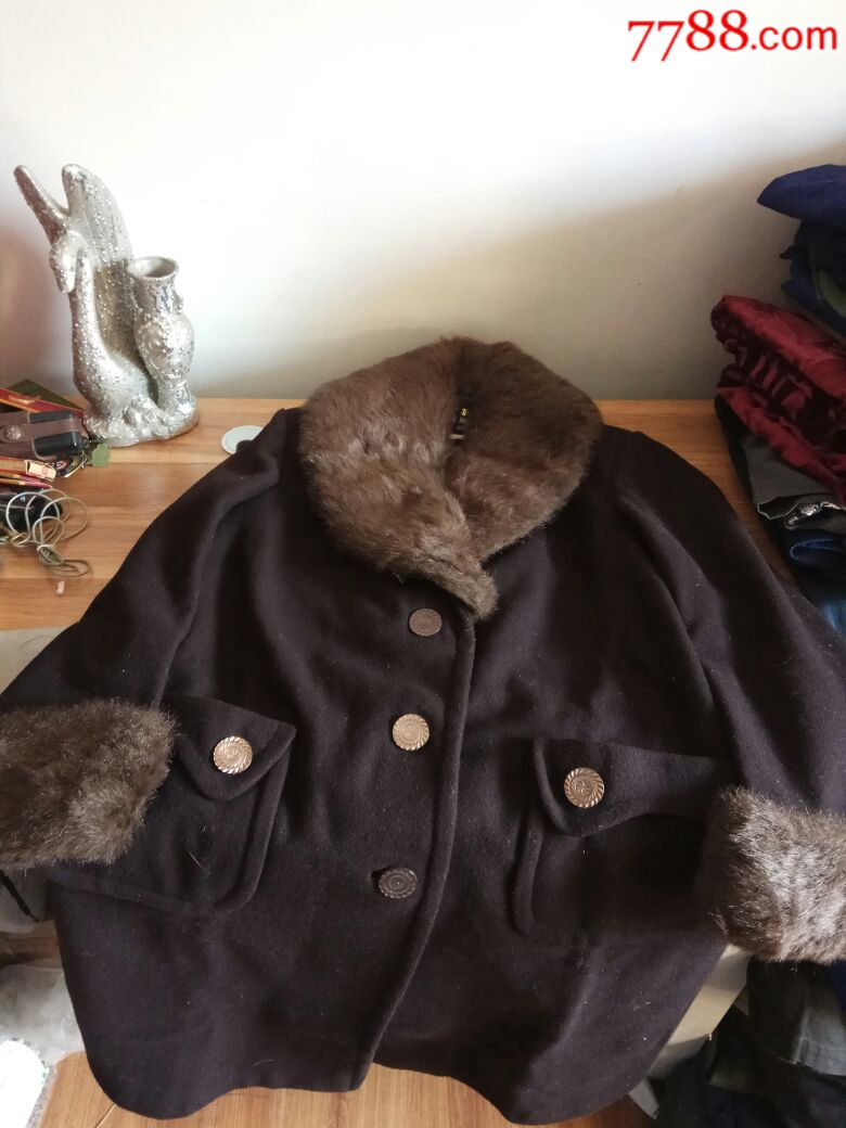 70年代呢子大衣水兰花牌