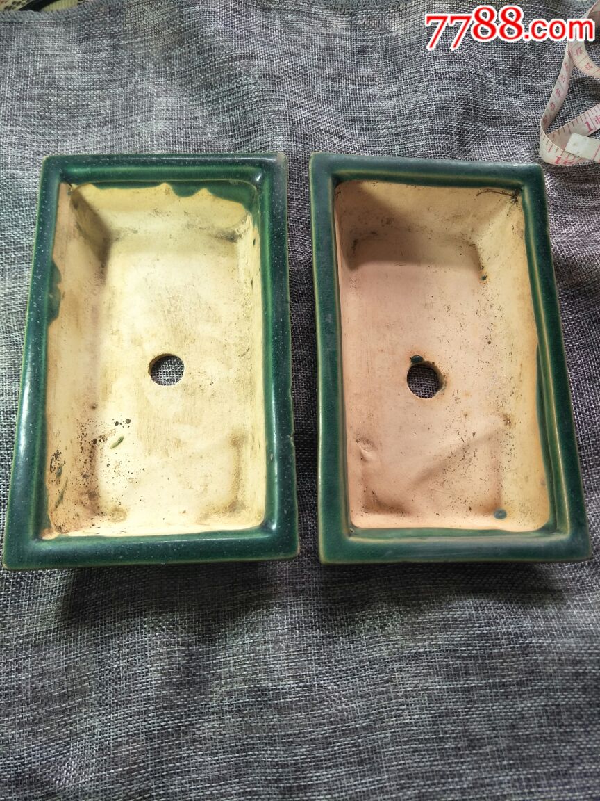 60年代石湾窑花盆一对