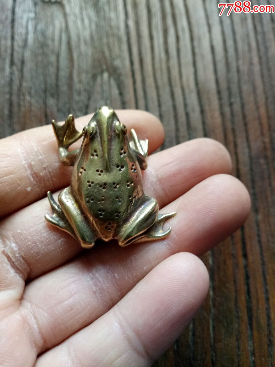 铜青蛙呱呱来财