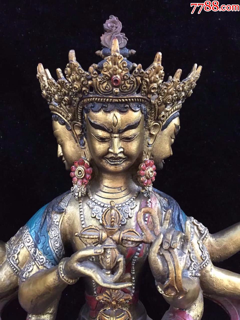 清代铜质华彩三面八臂佛