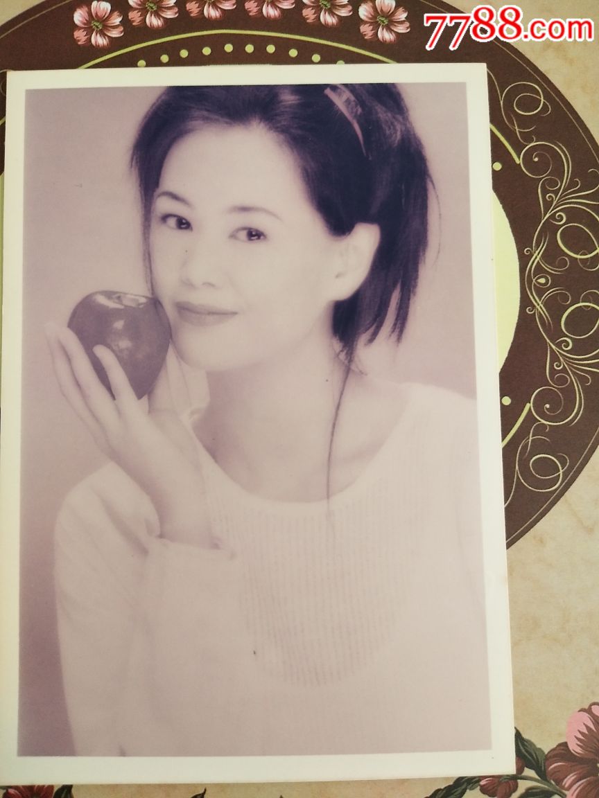 王馨平年轻时的照片图片