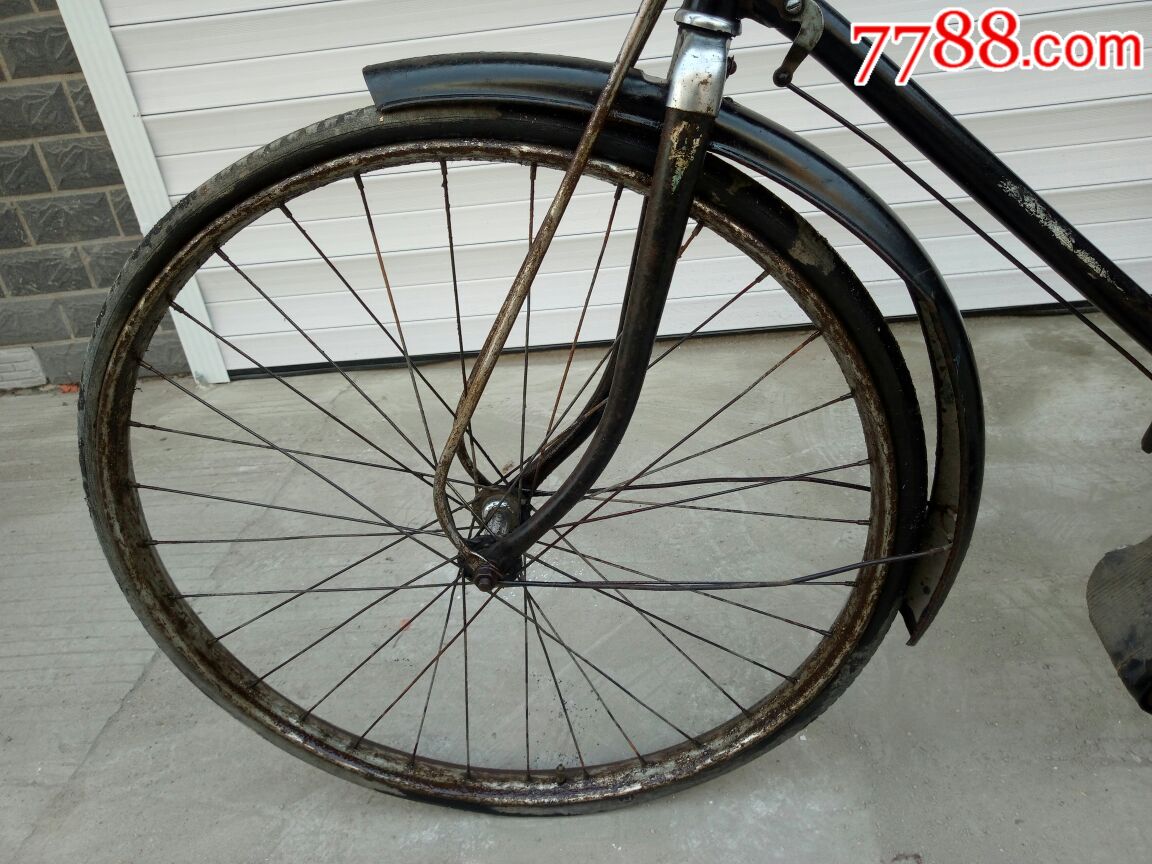 红旗二八自行车,老物件