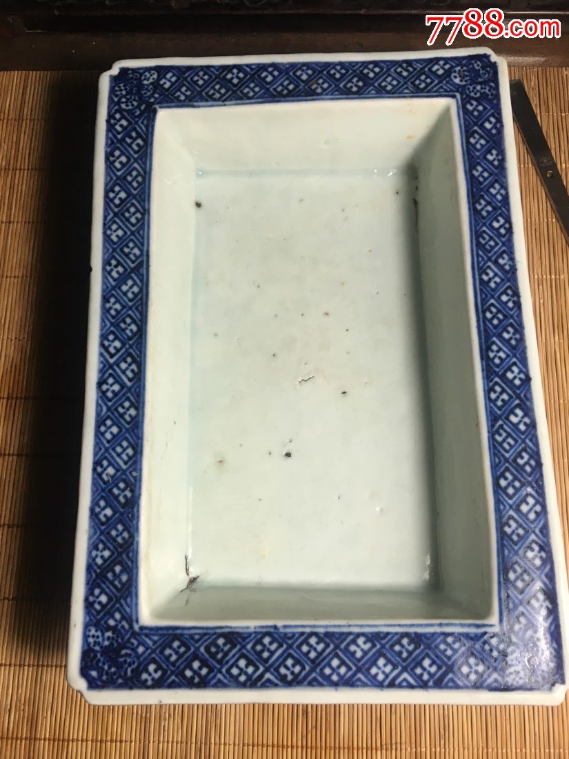 清代青花镂空水仙盆