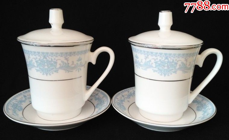 80年代淄博产老盖杯.中国博山底款.老茶杯两支完好