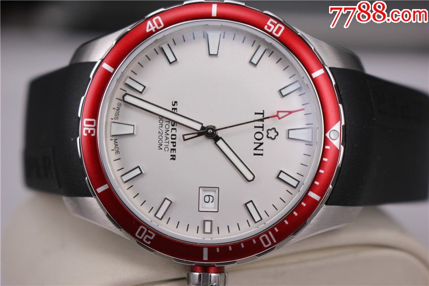 99新未使用品梅花海洋探索系列全自动手表