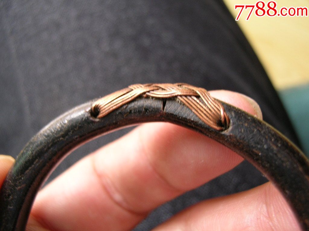 老编海柳手镯一支