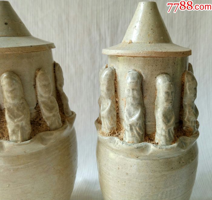 元青白秞人物魂瓶一对