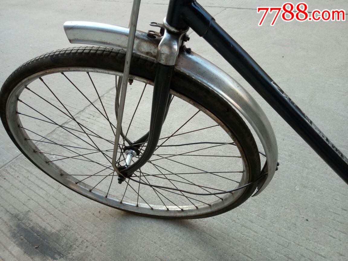 哈尔滨孔雀牌自行车图片