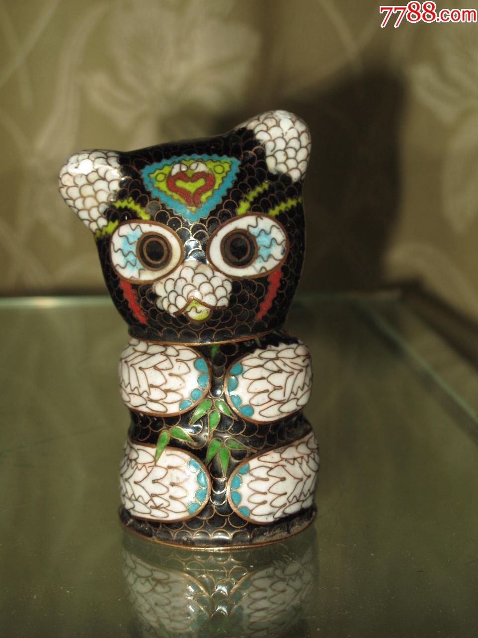 景泰蓝掐丝珐会摇头熊猫10cm高