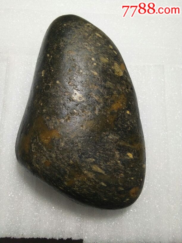 金丝玉全乌鸦皮籽料,13565639230