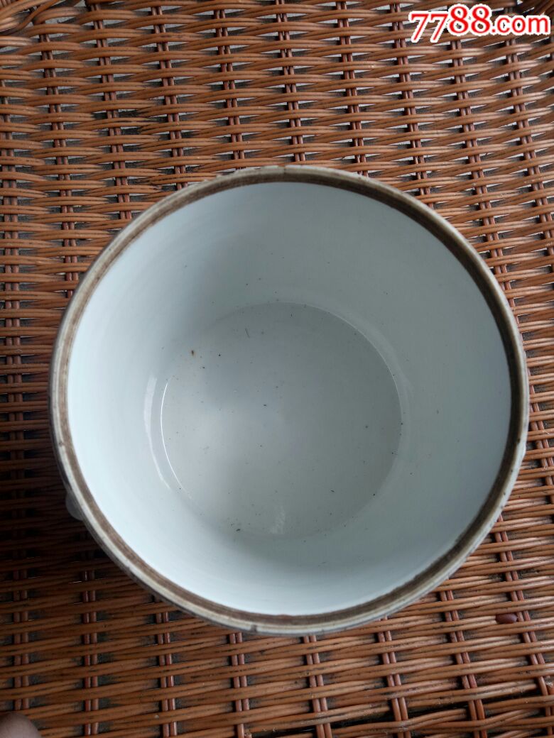 清代著名商号如意轩出品浅降彩山水人物罐