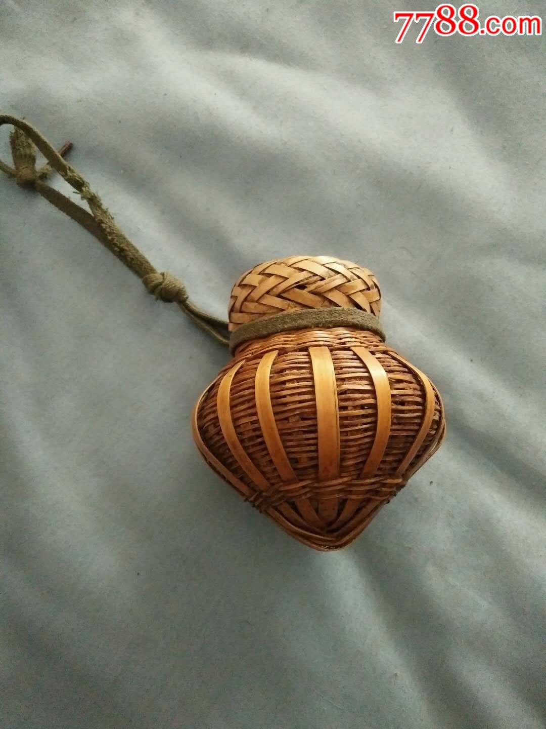 清代竹编蝈蝈笼87cm