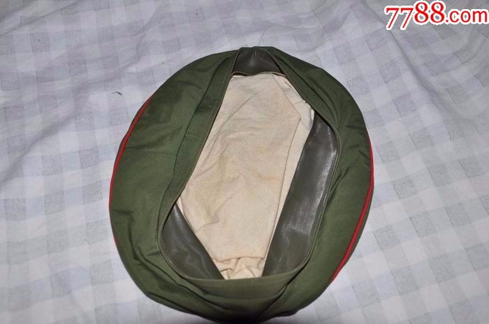 佩戴过的65陆*女兵5号白里子的确良无檐帽一顶