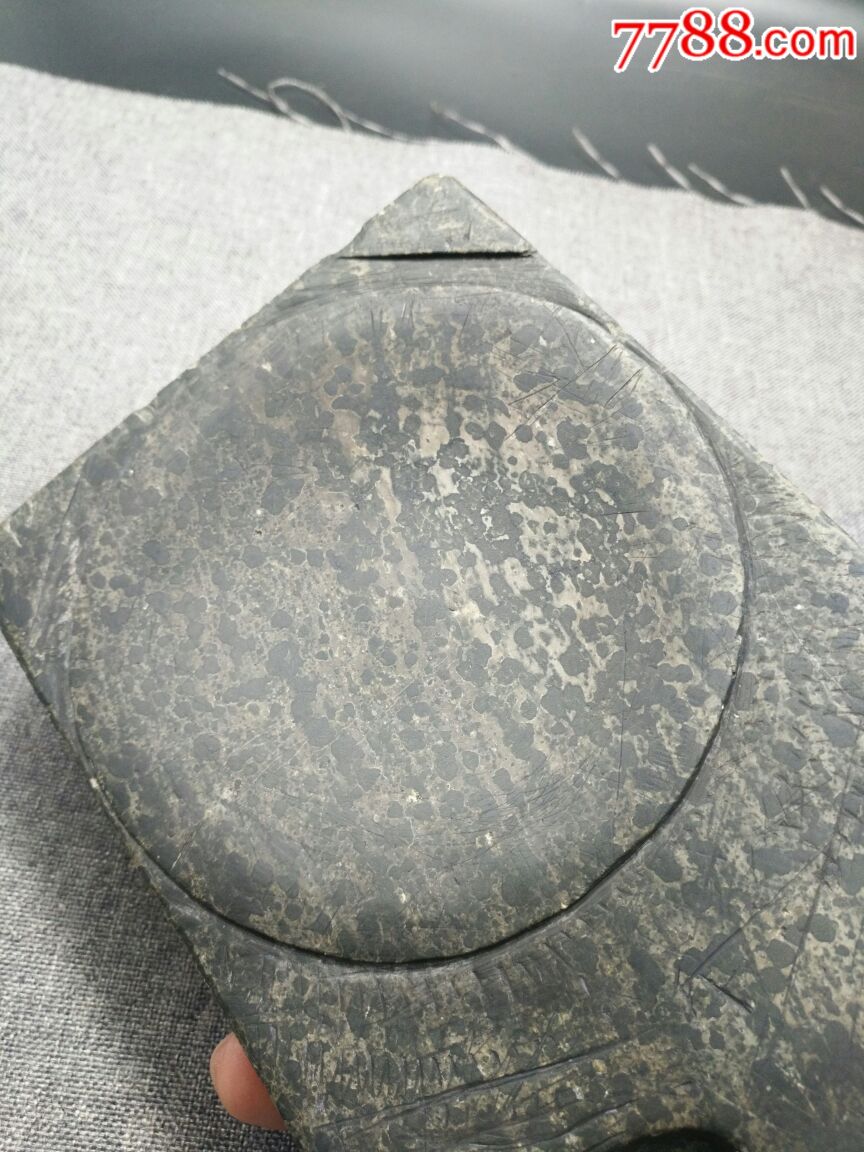 清代沱石砚.双面工.长17.6厘米,宽12.3厘米,厚2.6厘米.全品.