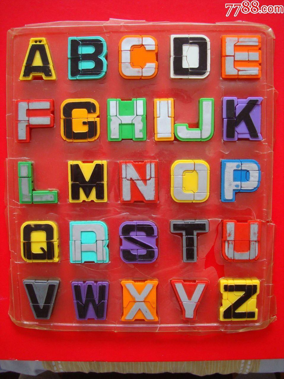 怀旧版变形金刚～～26个英文字母