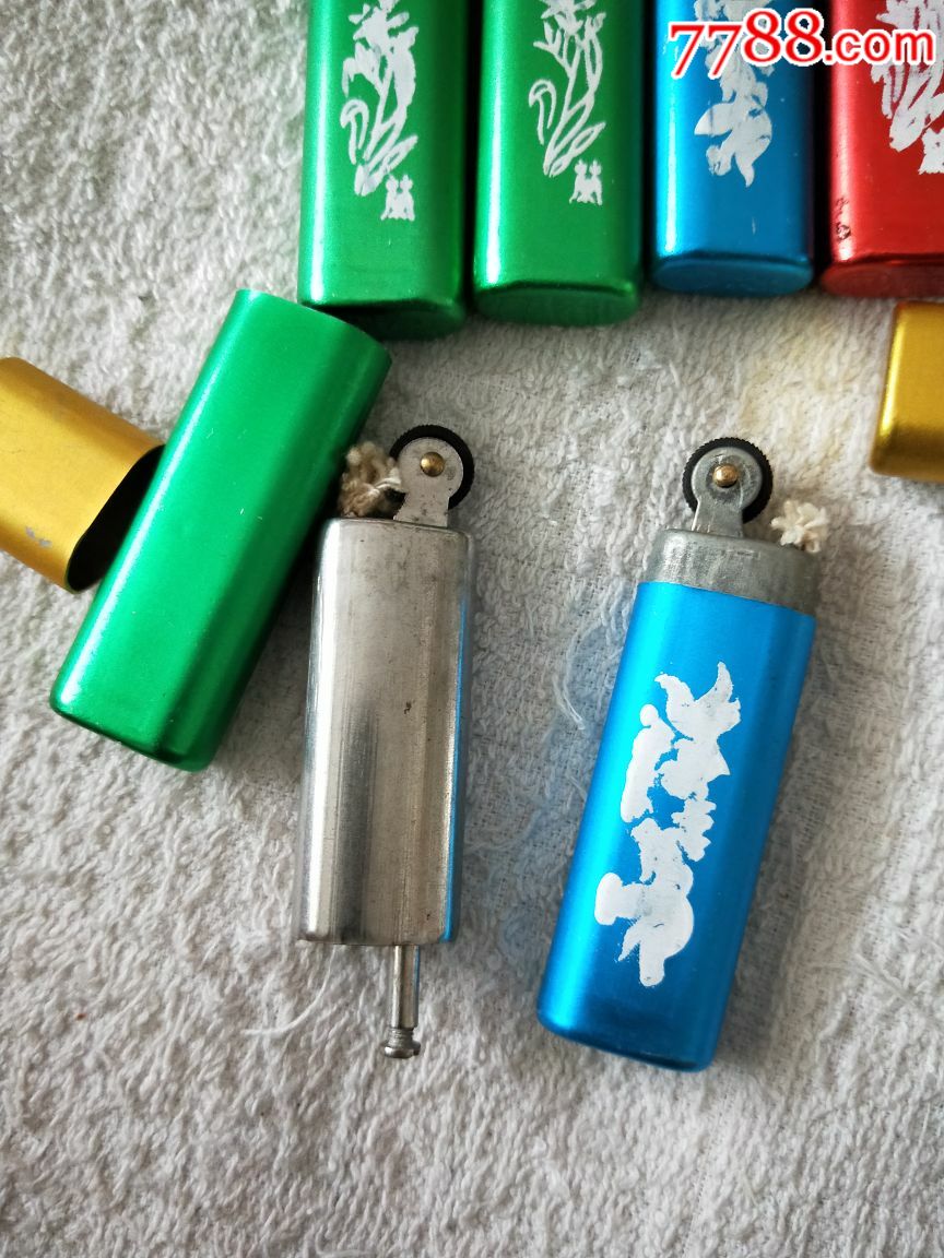 全新库存(汽油)老打火机24个合售