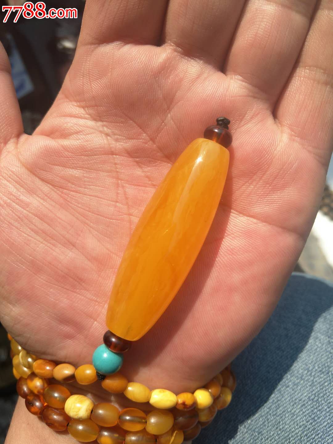 鸡油红蜜蜡天珠