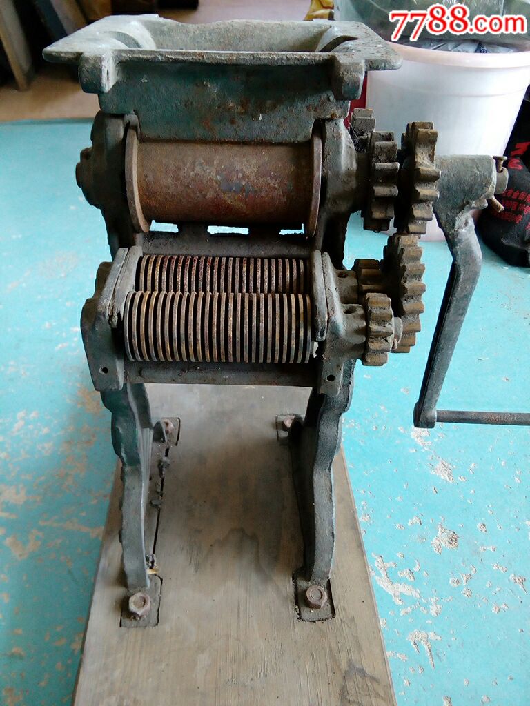 二战遗留,日本手摇面条机