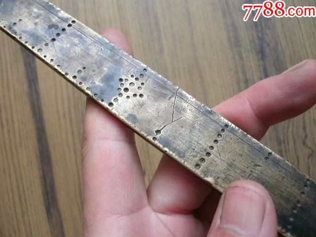 厚重铜戒尺.训诫学童.能当兵器