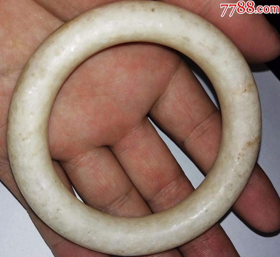 品相完整明代翡翠手镯