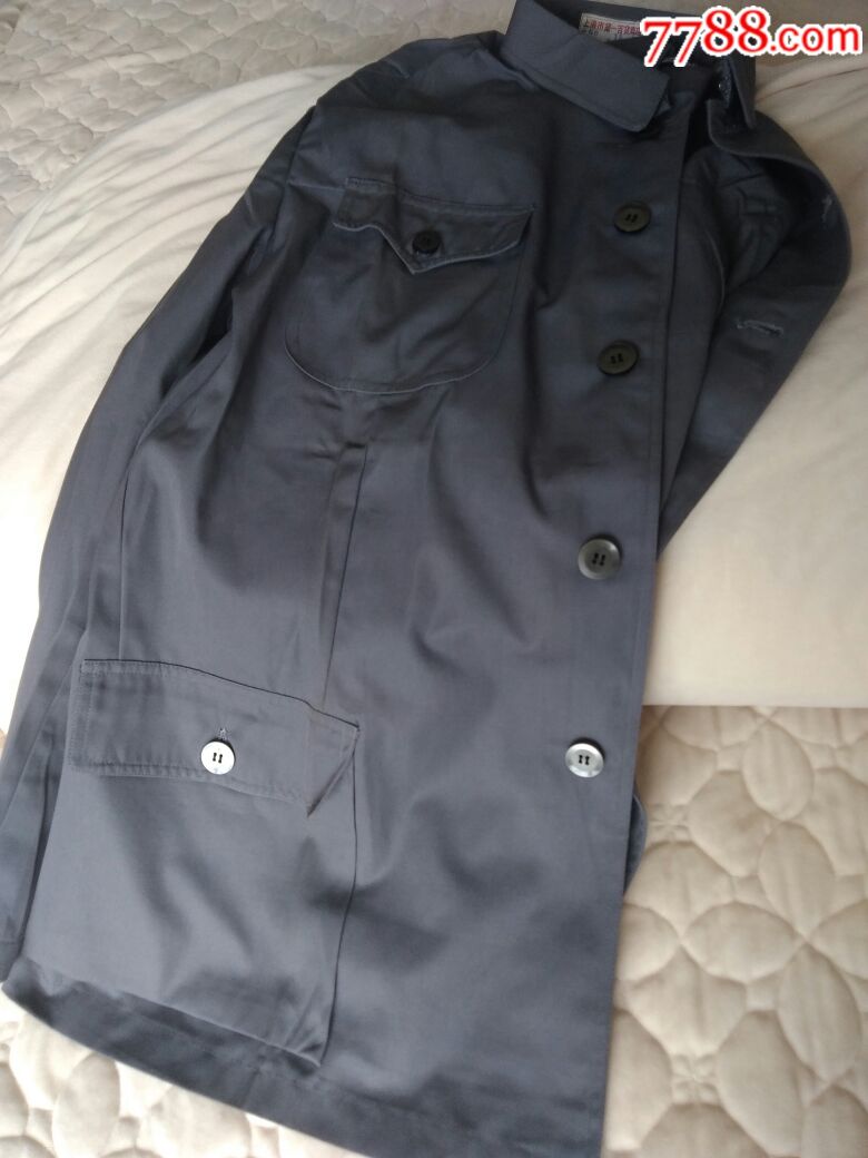 老式涤卡中山装