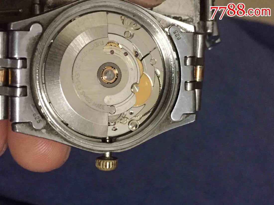 好品中型自动"帝陀"机芯是:2824