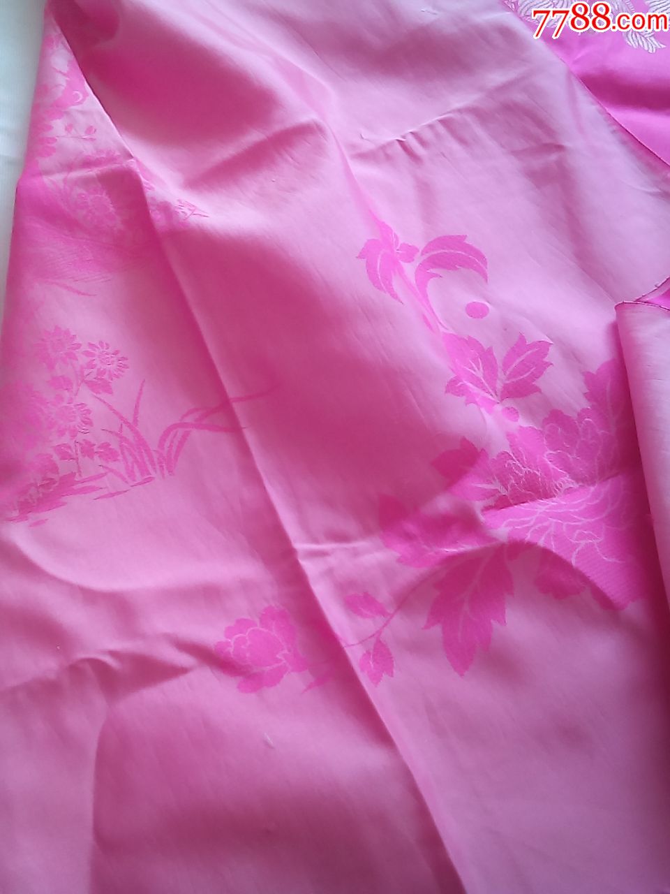 老丝绸被面一条已使用过厚板请仔细阅图品严者慎拍