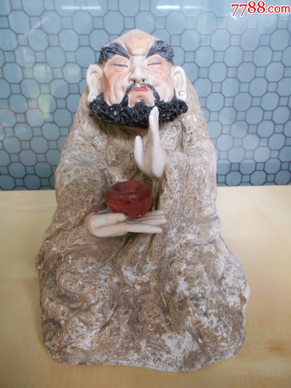 江西省工艺美术大师【方旺生,达摩像瓷塑】达摩两耳环饰缺失