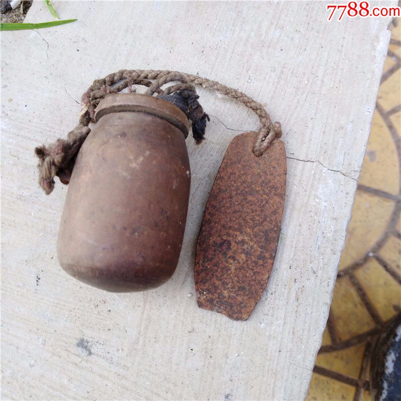 古代火链火绒盒旱烟烟盒药盒包浆自然素面手把件民俗文化收藏-价格:118元-se59641834-打火机/点火器-零售-7788收藏__收藏热线