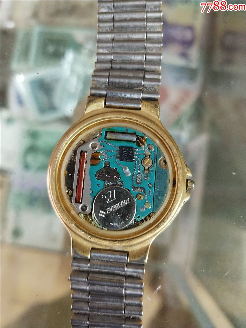 瑞士铁达时单日历男士石英表机芯555-412