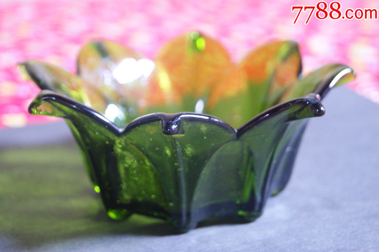 深绿色玻璃果盘