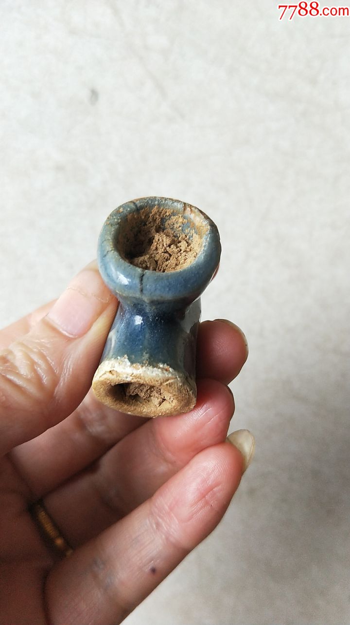 清代篮釉瓷烟斗