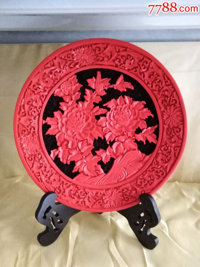 漆雕漆器黑底牡丹花看盘