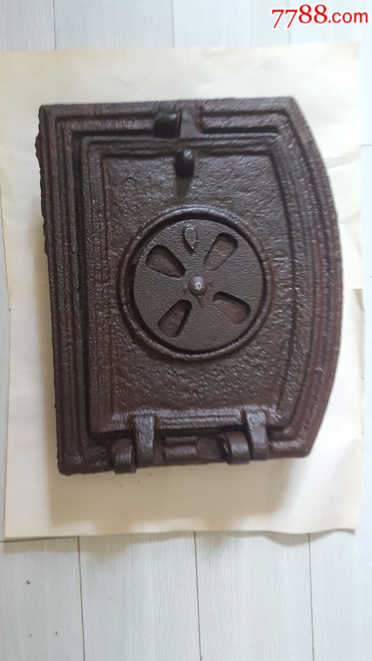 民国时期遗留日本关东军铸铁火炉门