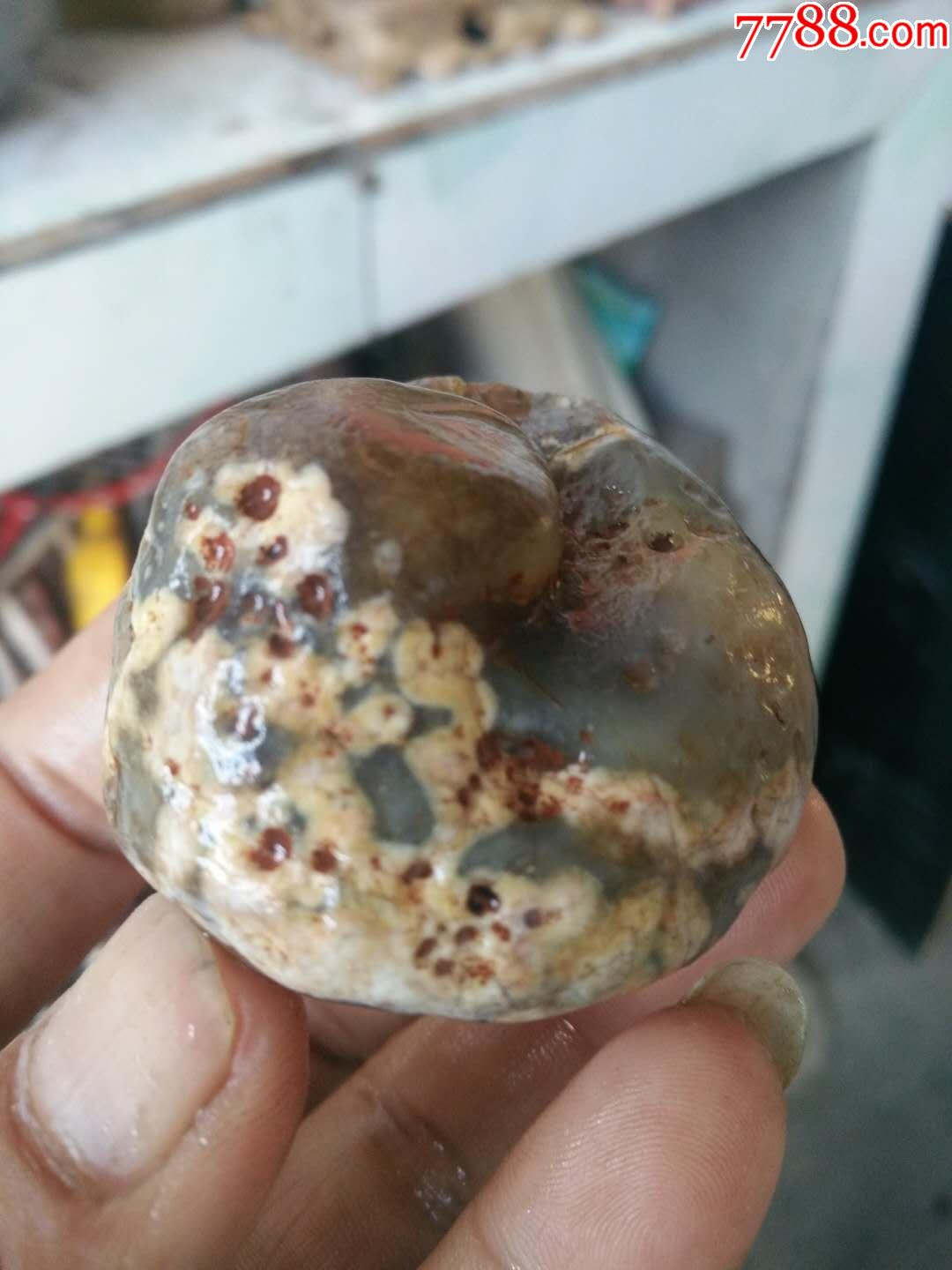 纯天然画面玛瑙原石