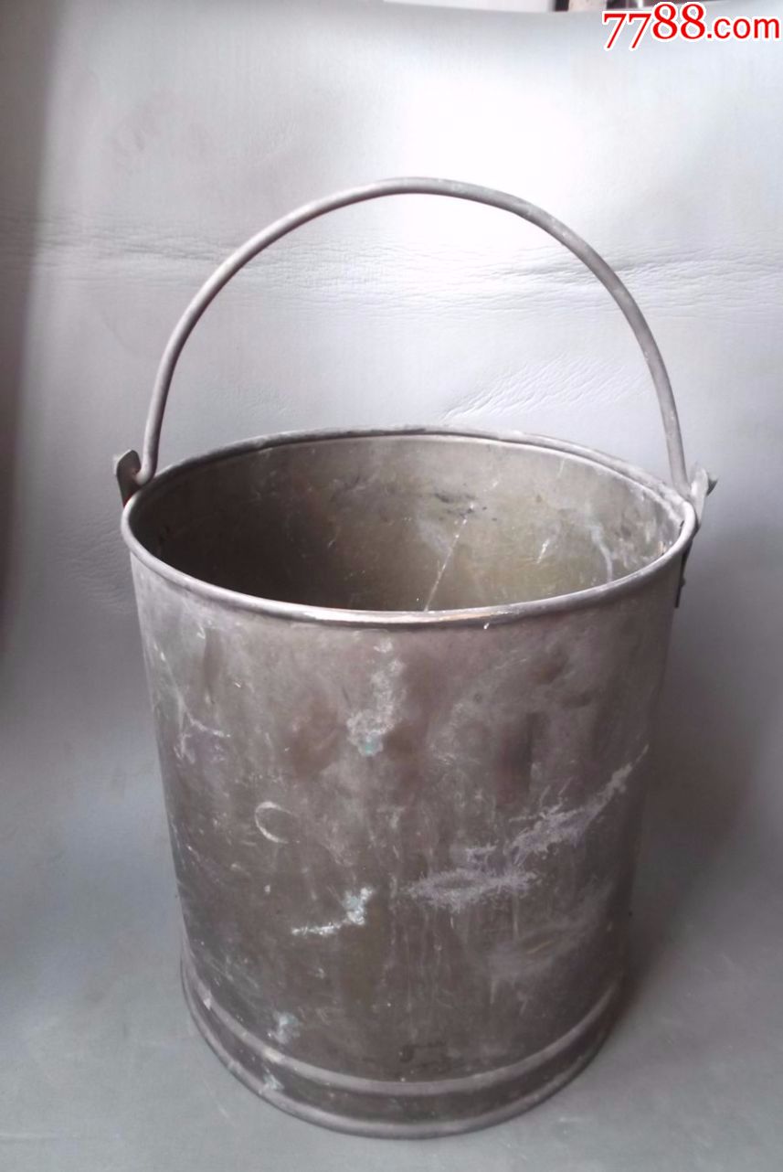 铜水桶