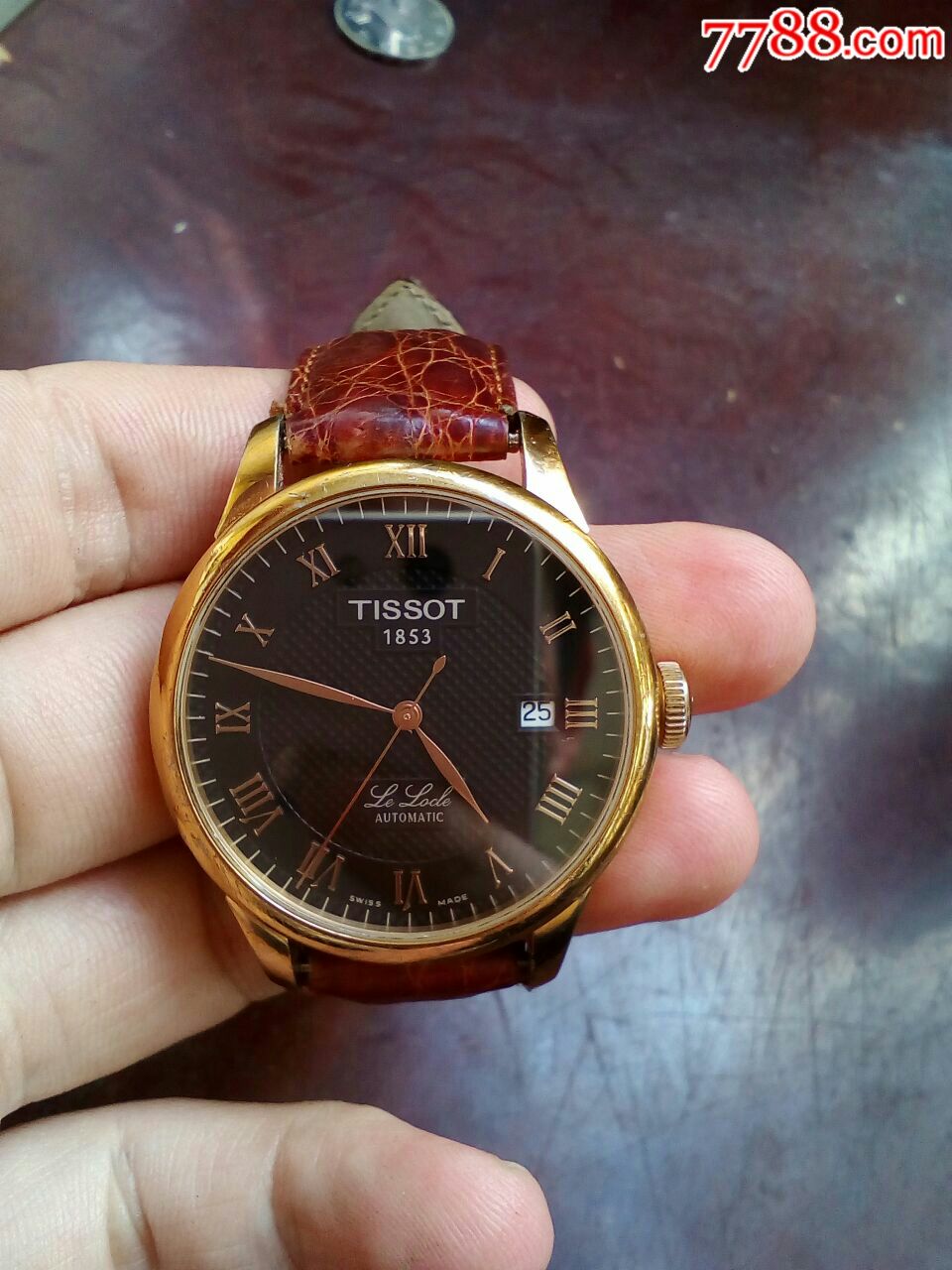 公价4000左右的新款玫瑰金天梭日历男表