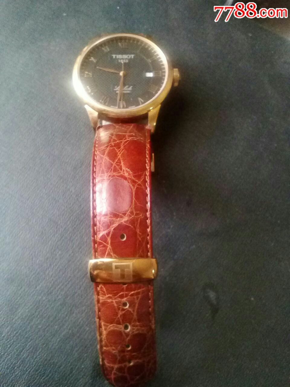 公价4000左右的新款玫瑰金天梭日历男表