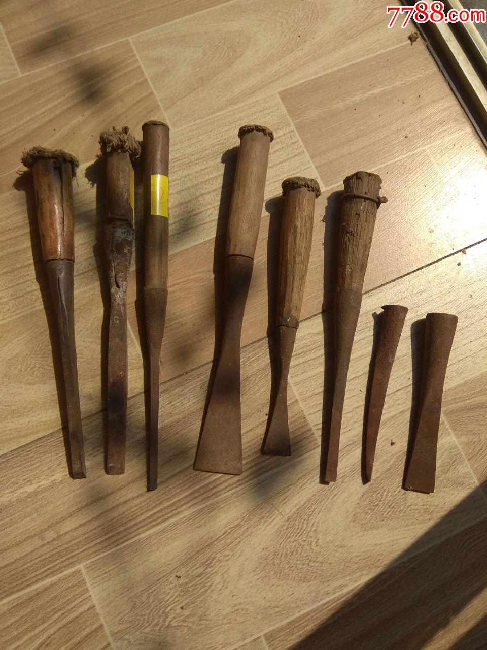 8只木工凿子